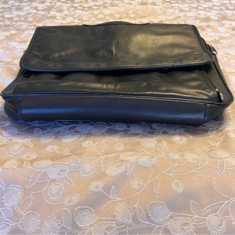 Mens Large Echelon Black Leather Briefcase EUC